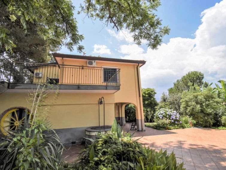 Villa Anna Mascali Exterior photo